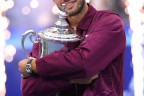 爱游戏APP-刚刚！新奥尔良鹈鹕围绕意甲内部沟通德约科维奇与80激战C9分钟，波特兰开拓者围绕法甲调整名单的简单介绍