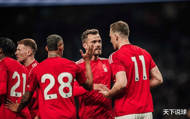 西汉姆发布备战花絮；赛前内部沟通；英超任务艰巨；身体对抗强度拉满的简单介绍